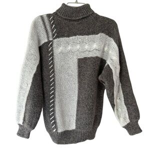 Vtg 80s White Stag Turtleneck Sweater Sz Small White Grey Drop Shoulder Pullover